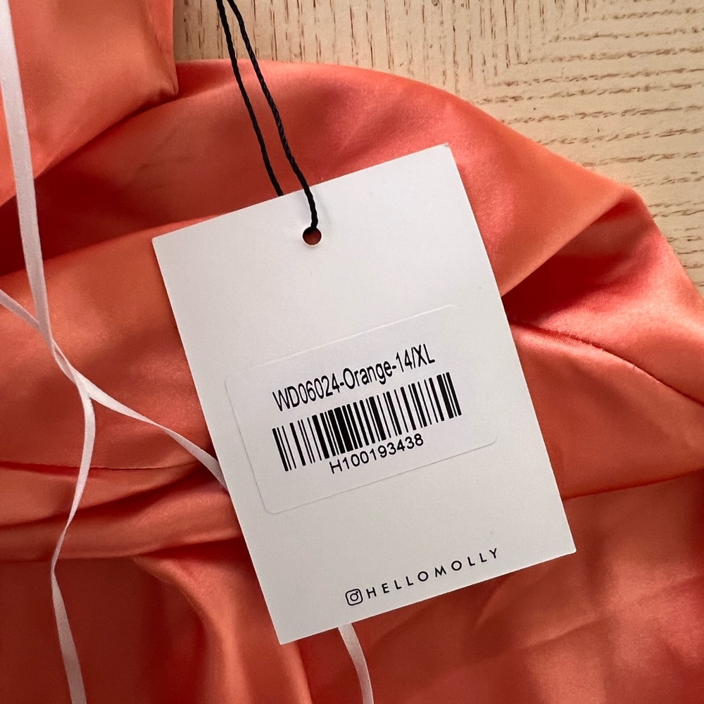 Hello molly LUXE GIRL ENTRANCE MAXI DRESS ORANGE size XL - Picture 6 of 7